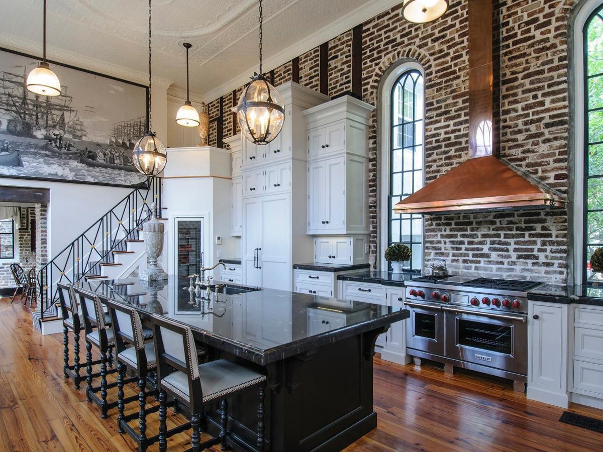 cocina con ideas de diseño de pared de ladrillo