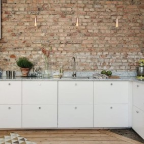 descripción de la cocina de pared de ladrillo