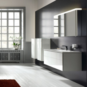 ντουλάπι τοίχων στις επιλογές φωτογραφιών του μπάνιου