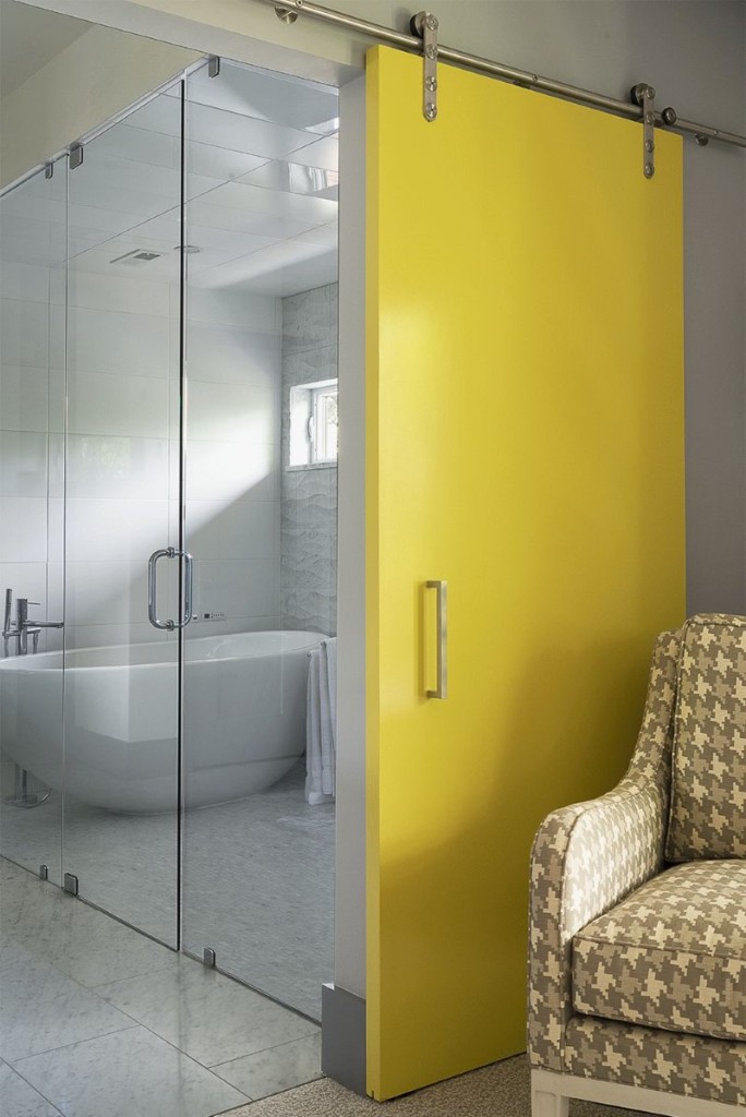 Abra la puerta corredera de plástico