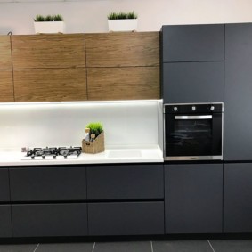 Γραμμικό μινιμαλιστικό ύφος