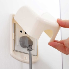 Unité étanche avec double sortie