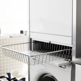 kotak pensel almari dengan bakul linen untuk dalaman foto bilik mandi