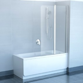 banyo fotoğraf görünümleri için sürgülü perdeler