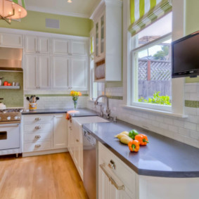 Τηλεόραση στην κουζίνα