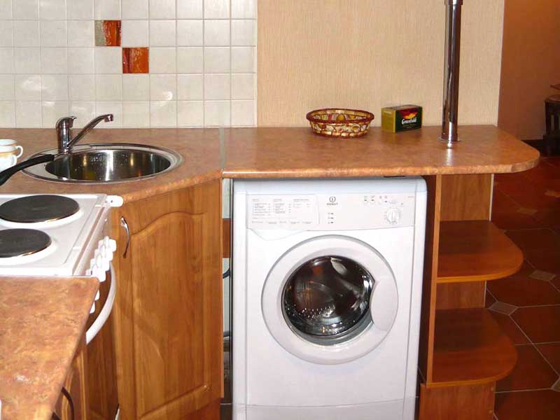 Corner headset with a niche for a washing machine