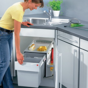 tenggelam untuk idea dalaman dapur