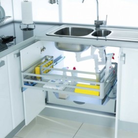 tenggelam untuk jenis dapur hiasan