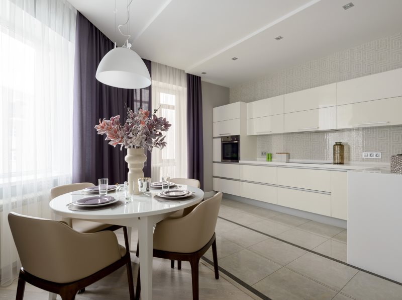 Suite blanche avec façades stratifiées