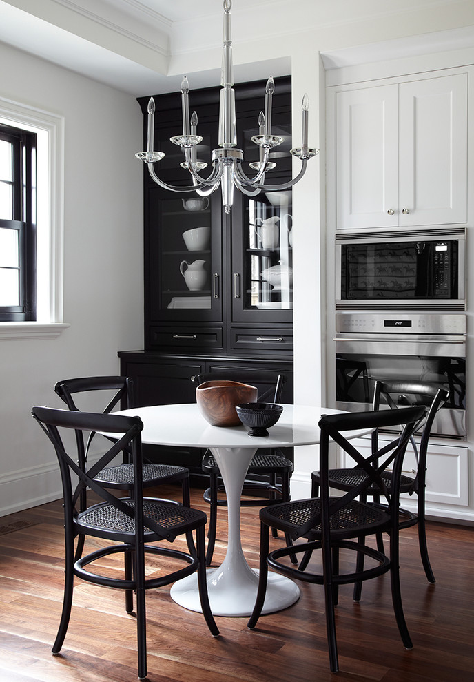 Black and white classic style kitchen