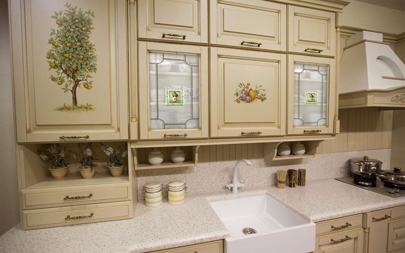 Decoupage fachadas de unidades de cocina