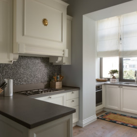 kitchen combined with a balcony photo