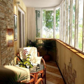 Rustruimte op smal balkon