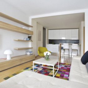 Phòng khách nhà bếp hình chữ nhật