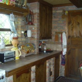 Blat de lucru din ceramică pe bază de cărămidă