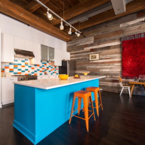 Đảo xanh trên sàn tối