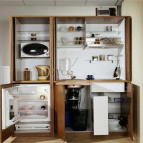 Modul dapur dengan peralatan bersepadu