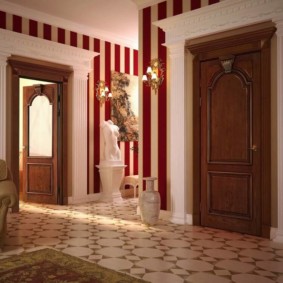 Vase de sol à l'intérieur du couloir