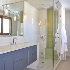 Carcasă de duș cu partiții transparente