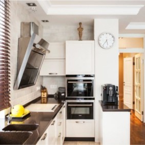 Hood Inclined In Steel Steel