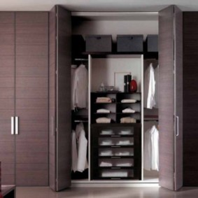 kleedkamer in de slaapkamer foto decor