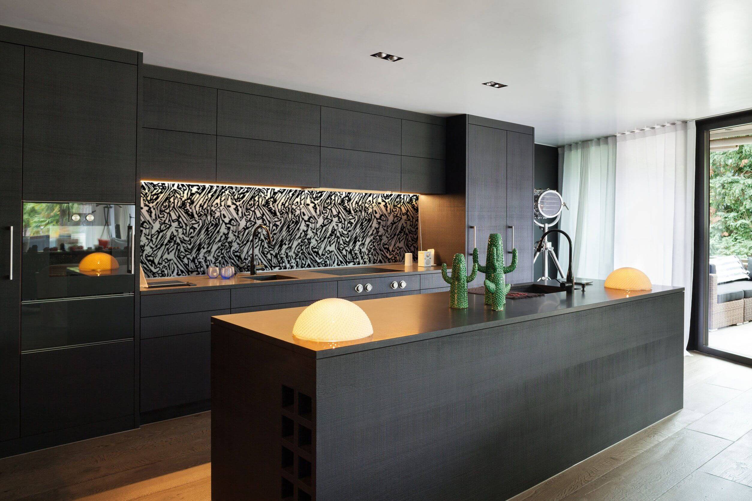 سماعة اللون الأسود