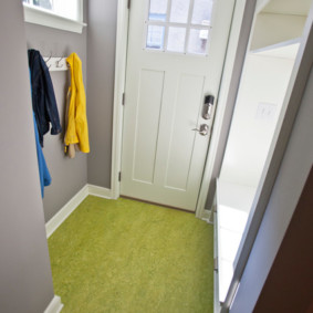 couloir avec décor photo linoléum