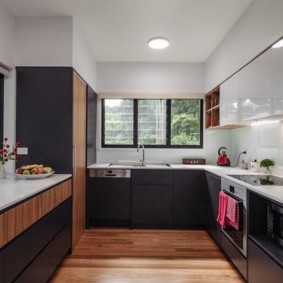 cozinha com duas janelas