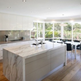 kitchen with bay window interior photo
