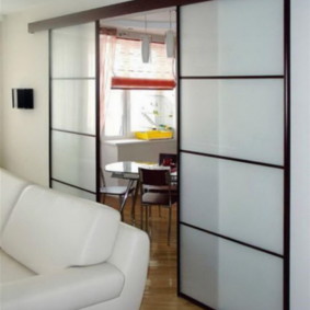 кухня, комбинирана с интериорна зала за идеи