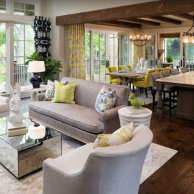 кухня, комбинирана със залата