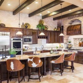 Μεσογειακό στυλ σχεδιασμού κουζίνας