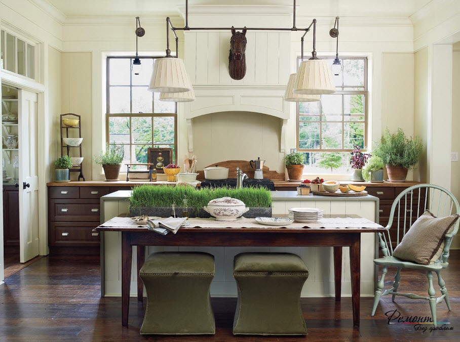 cozinha com duas janelas