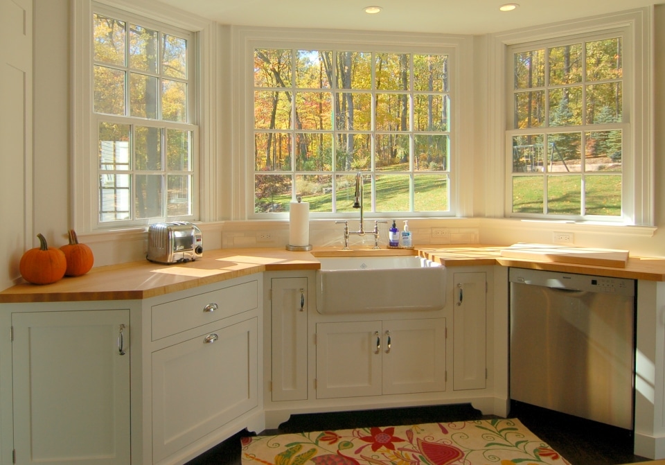 kitchen with bay window design ideas