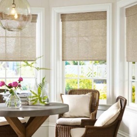 kitchen with bay window photo options