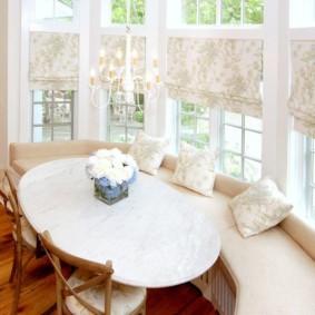 kitchen with bay window photo species