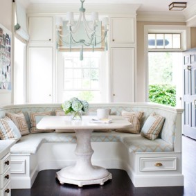 kitchen with bay window decoration photo
