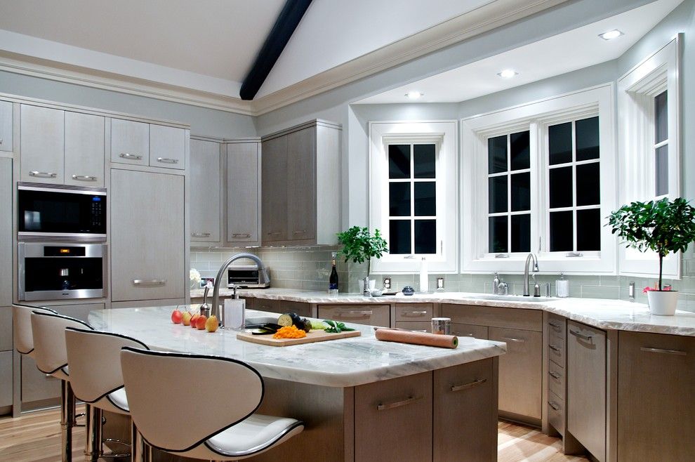 kitchen with bay window types of photo