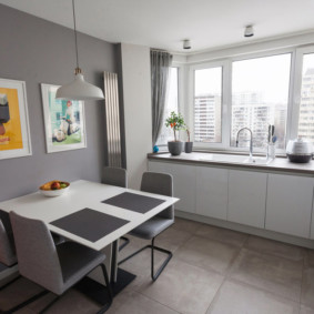 kitchen with bay window kinds of ideas