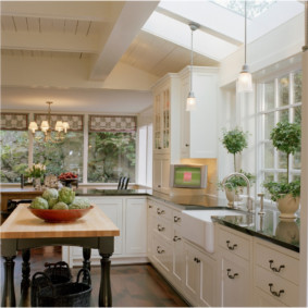 kitchen in a wooden house decor ideas