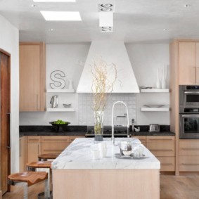 Μεσογειακή κουζίνα σχεδιασμού κουζίνας στυλ