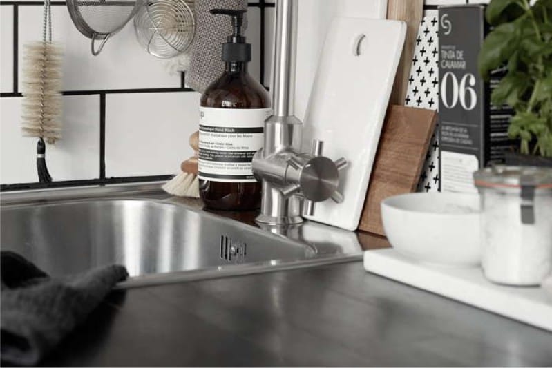 stainless steel sink