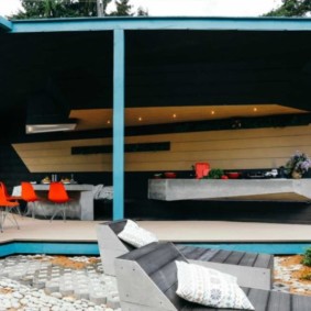 Τραπεζαρία κάτω από ένα θόλο στη χώρα