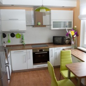 Σχεδιασμός κουζίνας σε μοντέρνο στιλ.