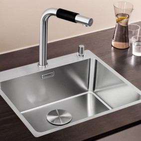 sink for the kitchen