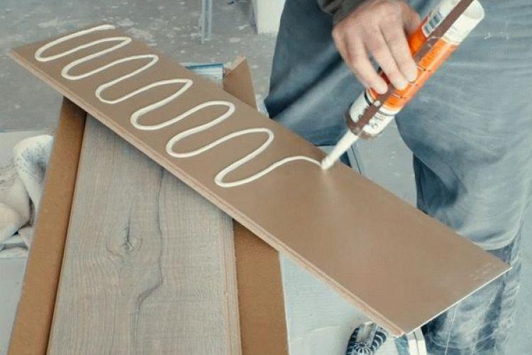 Keo dán ở mặt sau của laminate