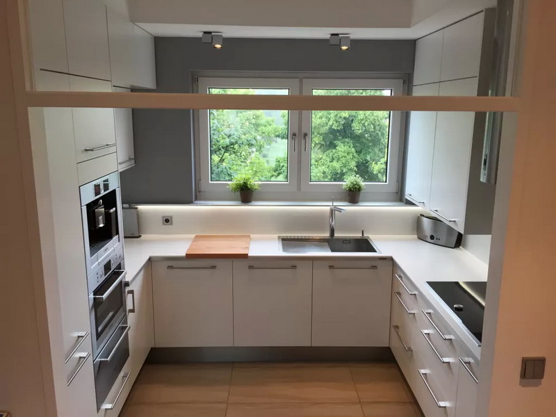 U berbentuk dapur di kawasan kecil