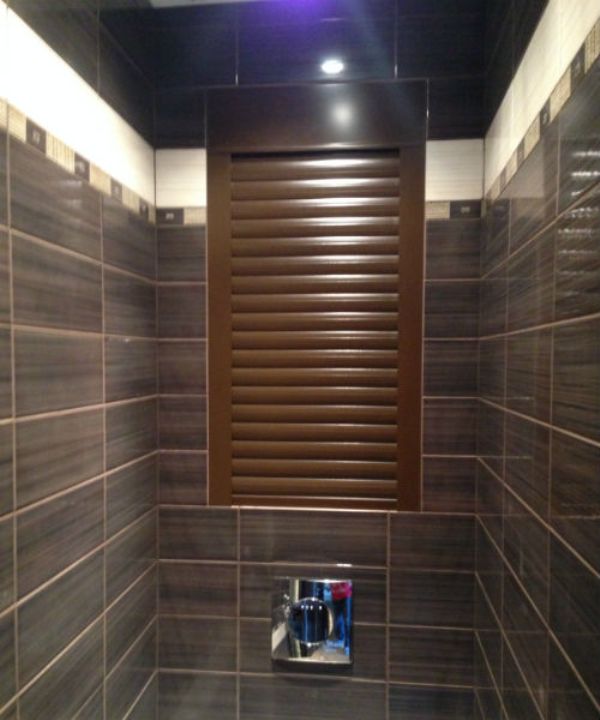 kami memilih idea untuk bidai roller di dalam tandas