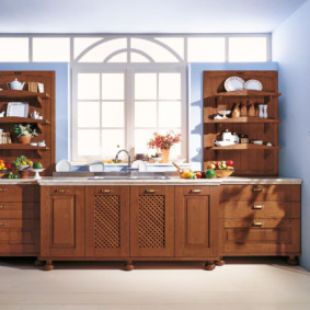 rak di dapur dan bukannya kabinet dinding