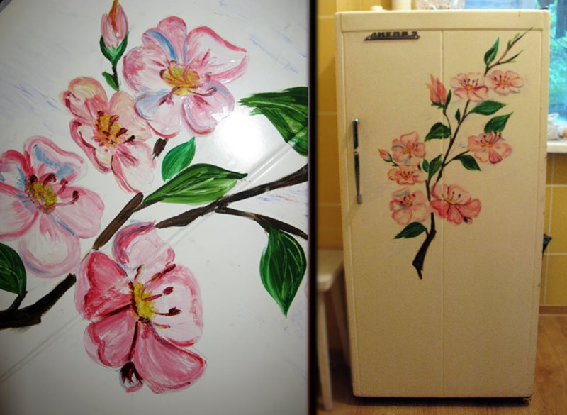 Pintura en las puertas de viejos refrigeradores.